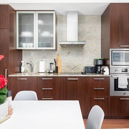 Downtown Toronto Condo Near Cn Tower, Scotiabank Arena, Rogers Centre, Union Station Luaran gambar