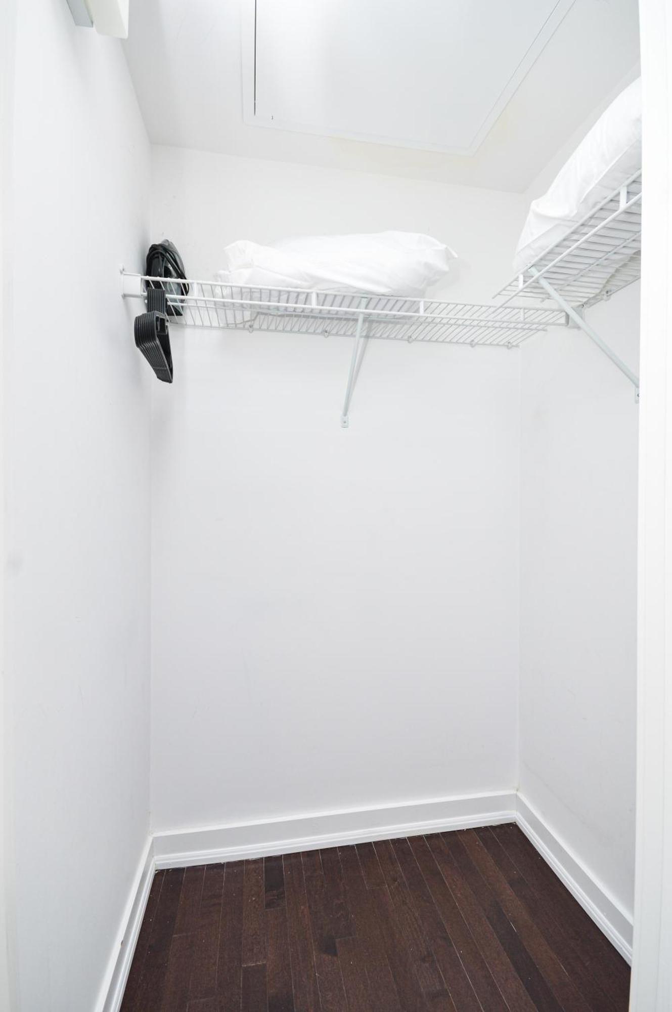 Downtown Toronto Condo Near Cn Tower, Scotiabank Arena, Rogers Centre, Union Station Luaran gambar