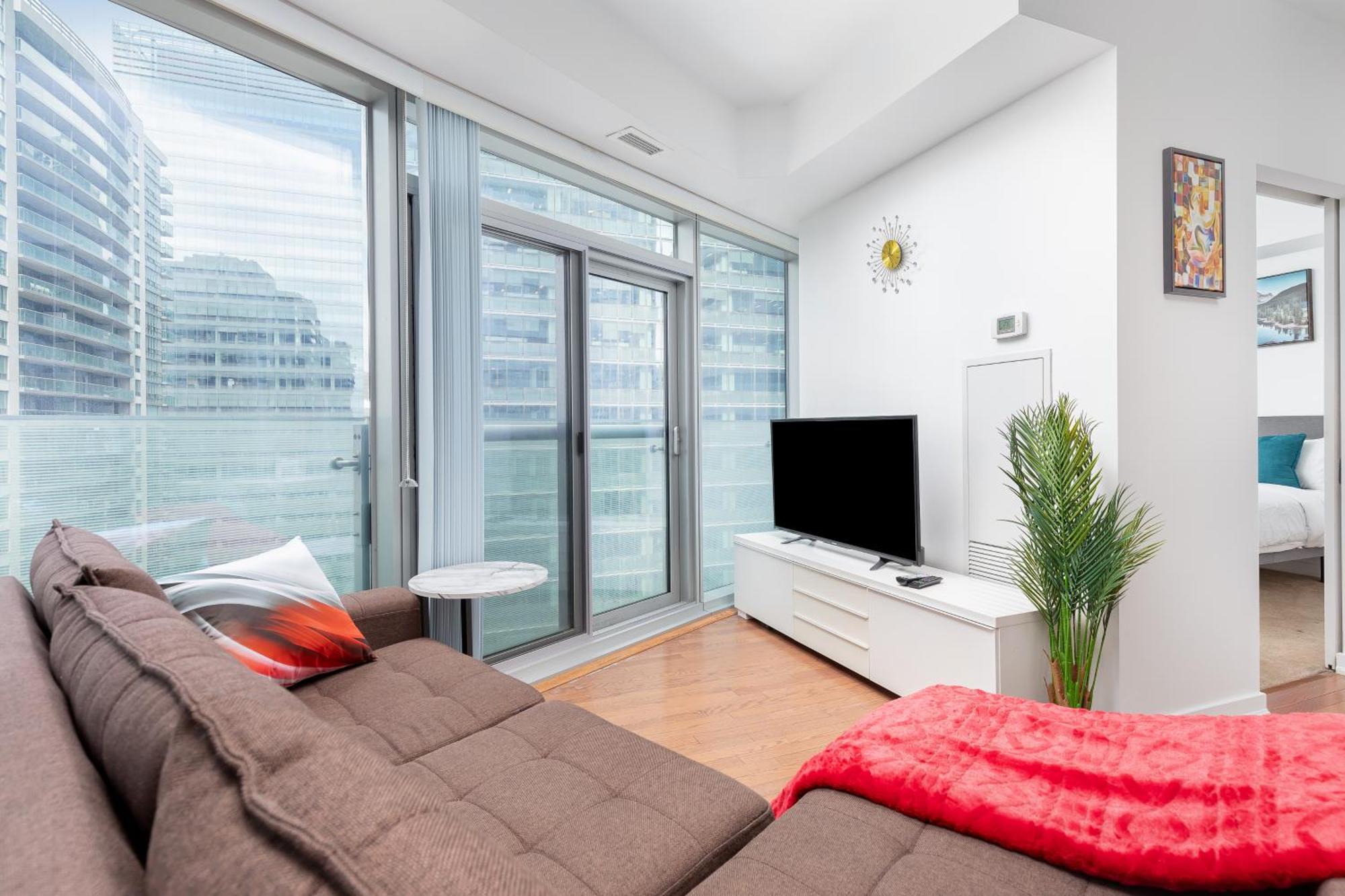 Downtown Toronto Condo Near Cn Tower, Scotiabank Arena, Rogers Centre, Union Station Luaran gambar